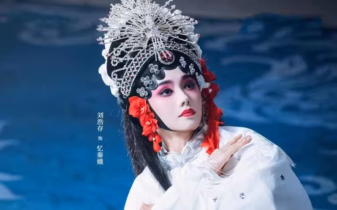 《主角》大結局，刻意製作出來的「苦難」，令人作嘔