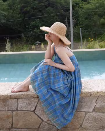 44歲宋慧喬罕見解放泳裝照! 水下倒影反射「超猛女神級身材」