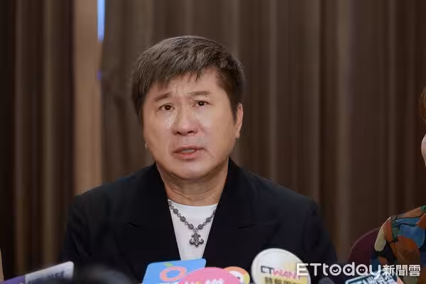 傅子純「初戀女友」露面淚崩:無法接受 心疼痛揭遺孀現況
