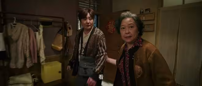 《迷牆》不讓小兒子生孩子,孫蘭英才是余鳴窩囊生活的根源