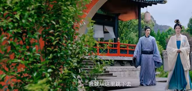 《莫離》直到墨景黎跳河威脅,葉璃才知,墨修堯洞房嚇唬她的真相