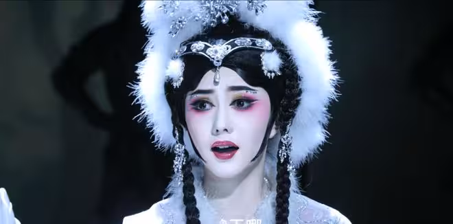 全網跟風憶秦娥學臥魚,看懂李梅傷病才知,劉浩存為何是天選女主