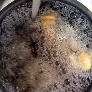 重慶肥腸面（專業洗腸小清新慎入）