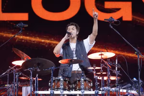 CNBLUE唱到不想走!鄭容和被虧28歲⋯突問:喜歡我的屁股嗎