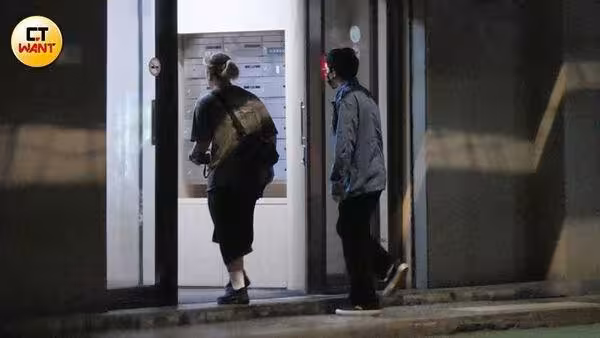 邱澤柯佳嬿「深夜被拍現蹤中山區」！他出餐廳1舉動…工作人員超驚喜