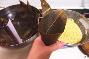 大黃米豆沙粽子