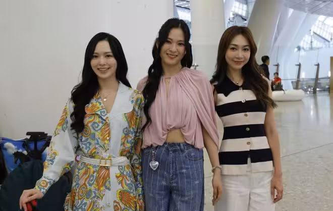 港姐12位佳麗坐高鐵赴湖南拍外景!TVB三大女星跟團出發!現場照曝光!