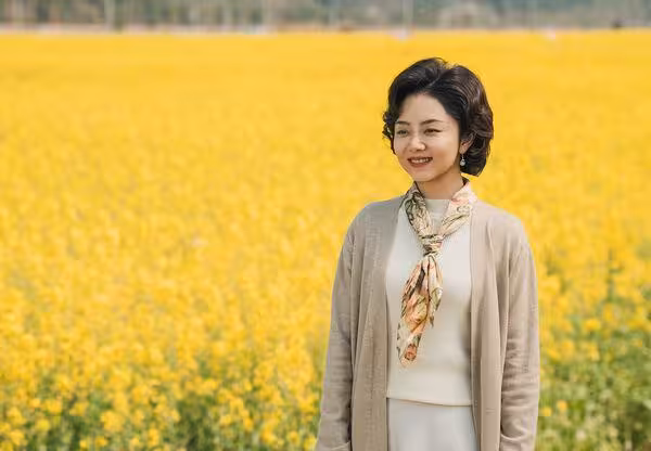 攜手10年真閨蜜闖深圳！　「陸劇收視女王」譚松韻被爆驚人轉變