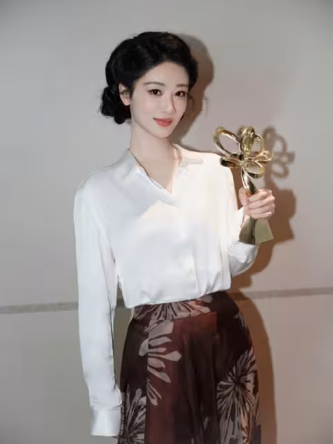 黑粉真可怕！楊紫獲白玉蘭視後，孫儷、吳越等的反應被惡意截圖