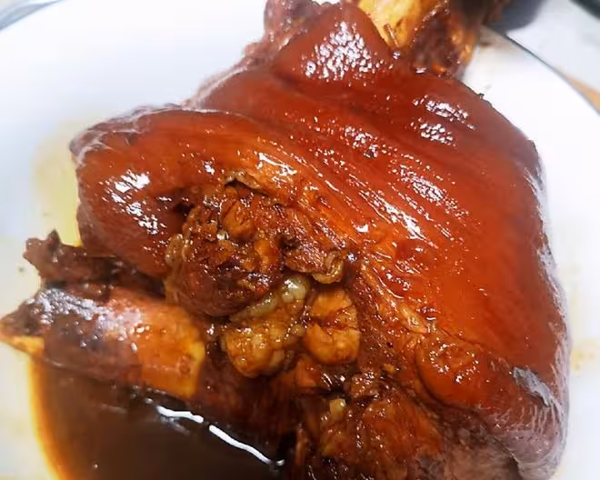 【紅燒肘子】（家庭版鹵蹄膀）
