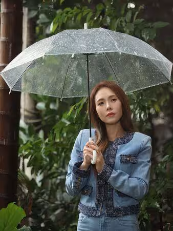 吳申梅新歌2周衝破百萬點閱！　MV霸占8千家超商門市掀打卡熱潮
