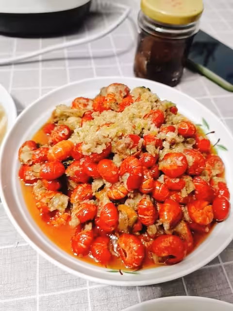 簡簡單單の蒜蓉炒蝦尾🦐
