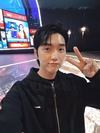 拿身體實驗!韓偶像狂吃「3個月暴增20公斤」:好奇可以胖到什麼程度