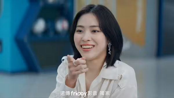 ITZY留真崩潰現身《新進社員姜會長》!演技超生動 粉絲贊:100分