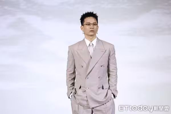茄子蛋無限期休團現況曝光! 黃奇斌認「有聯絡」:點滴在心頭