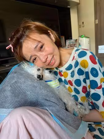王瞳領養受虐犬12年…它與病魔奮戰620天離世　淚曝：去找艾成了