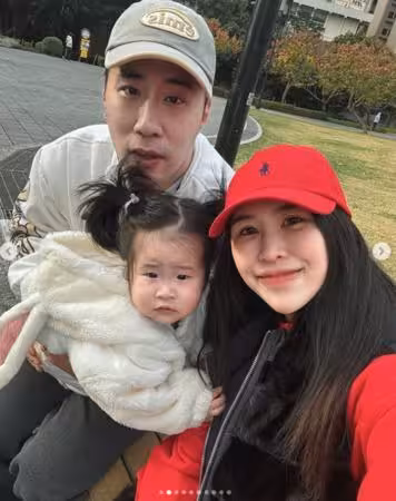 2歲女兒突發高燒4天!余祥銓妻「無能為力」好心疼:喝完奶馬上吐