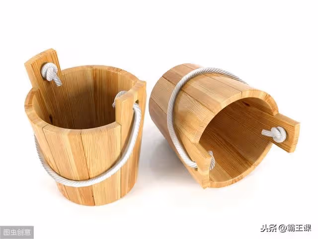 面試官問:「兩個空桶,10L和6L,怎麼取8L水?」女子神回復被當場錄用,面試官紛紛豎起大拇指
