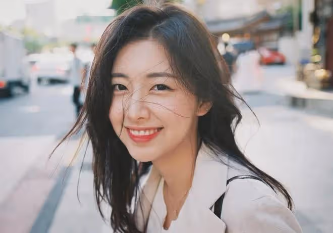 艷壓秀智、IU,素人模特破天荒拿下燒酒代言:金主也為美貌屈服
