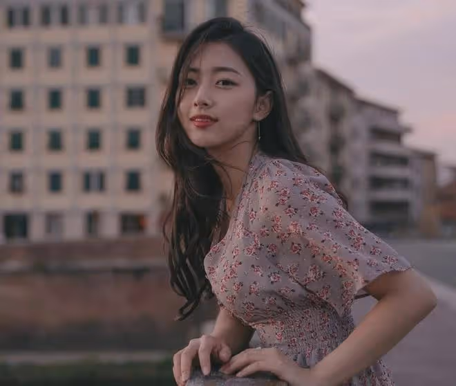 艷壓秀智、IU,素人模特破天荒拿下燒酒代言:金主也為美貌屈服