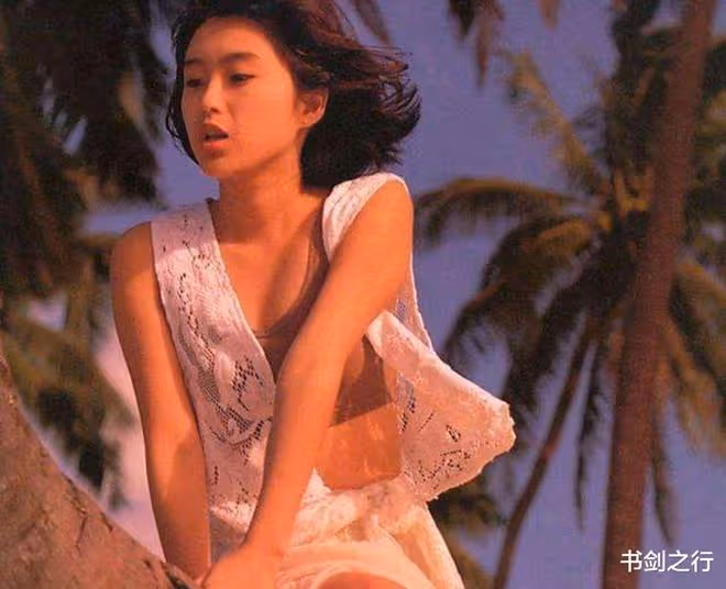 酒井法子的墮落，一個放縱自己的玉女，網上乞討的樣子真可憐