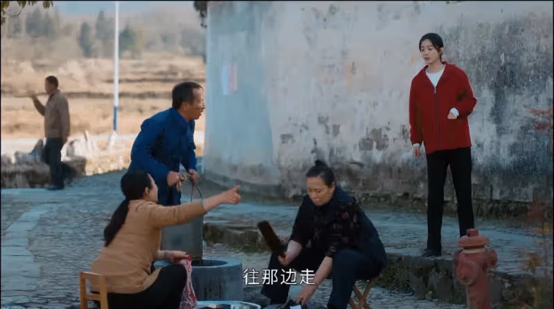 連看10集不過癮!開播斬獲3個冠軍,趙麗穎究竟做了些什麼?