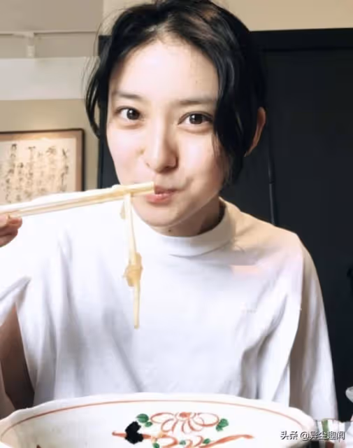 林志玲的大嫂團成員產後意外曝光!女星武井咲素顏現身宛如高中生
