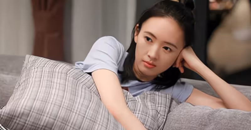 妻子陪失戀男閨蜜旅遊散心，一月後回來，丈夫：正趕上我二婚喜酒