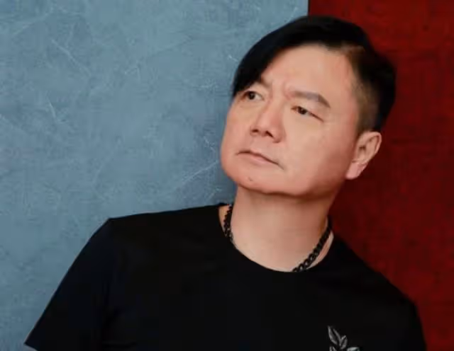 入行已超40年！香港知名綠葉曝曾不滿被叫甘草演員：直接粗口罵他