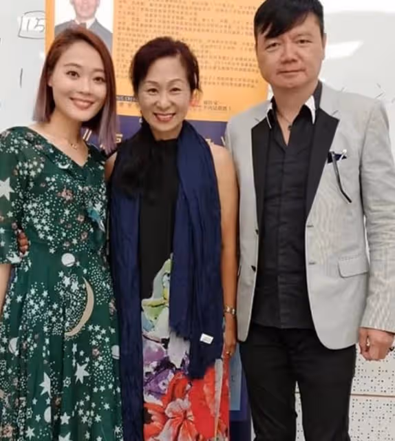 入行已超40年!香港知名綠葉曝曾不滿被叫甘草演員:直接粗口罵他