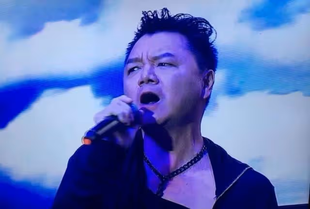 入行已超40年!香港知名綠葉曝曾不滿被叫甘草演員:直接粗口罵他