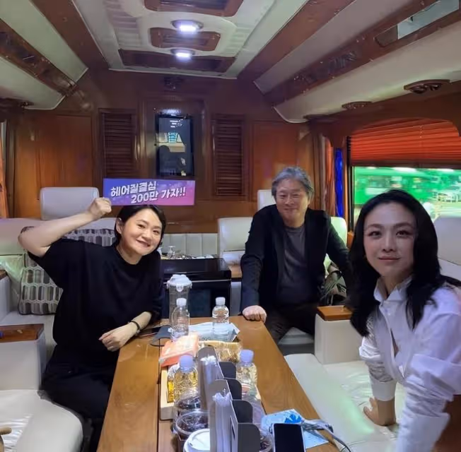 湯唯遠赴韓國宣傳新片，現場被影迷求婚，本尊回應：沒有分手