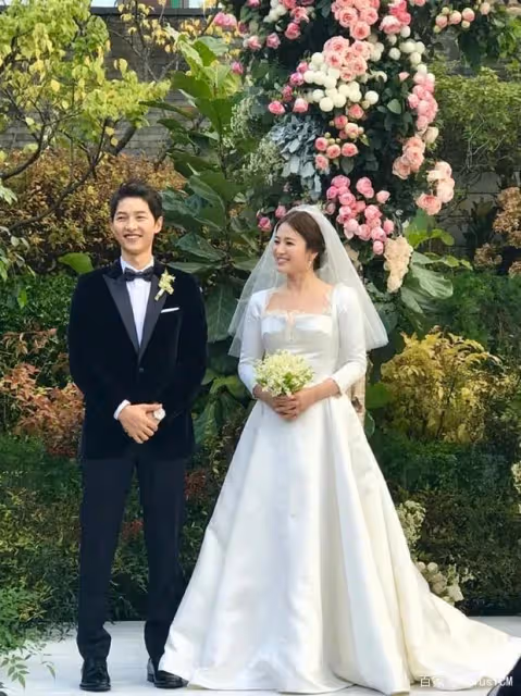 宋仲基:李光洙是比宋慧喬更重要的人