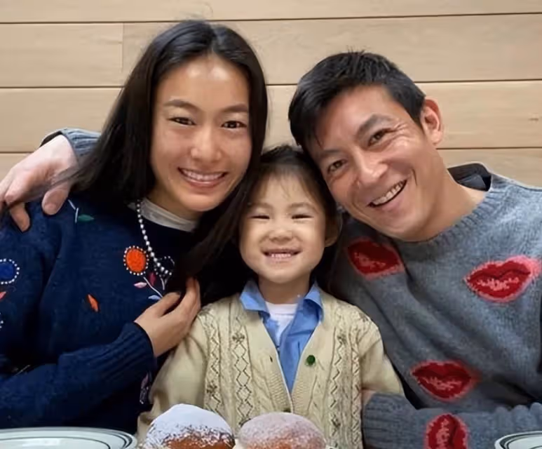5歲就接4個代言,身價直逼千萬,陳冠希女兒潮出圈,網友:比媽媽還有氣質