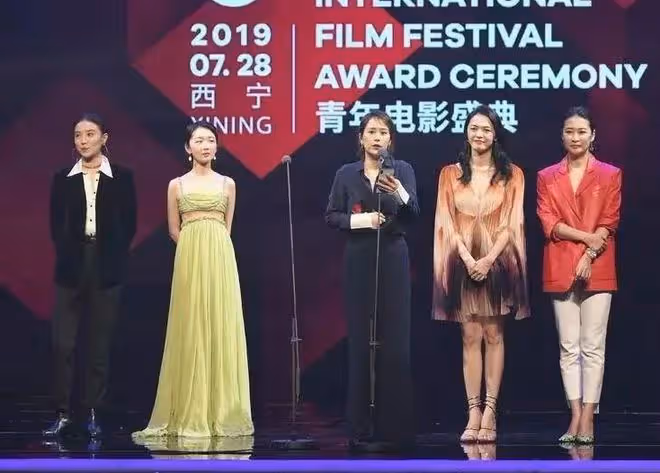 6位低情商的明星,有人曝光好友隱私,有人把「痛點當笑話」