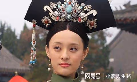 演員孫儷：婚後家庭歡樂多，菜棚抓豬接地氣，網友：越長越像鄧超