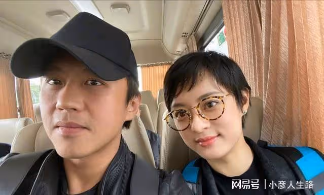 演員孫儷：婚後家庭歡樂多，菜棚抓豬接地氣，網友：越長越像鄧超