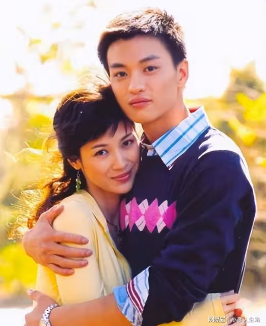 童蕾丈夫周旭輝:曾是溫州首富,娶女星童蕾,終因造假身敗名裂