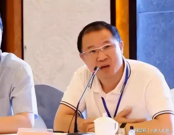 童蕾丈夫周旭輝:曾是溫州首富,娶女星童蕾,終因造假身敗名裂