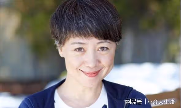 任程偉:成名後不忘患難妻,生兩個女兒家庭幸福!