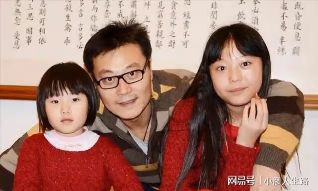 任程偉:成名後不忘患難妻,生兩個女兒家庭幸福!