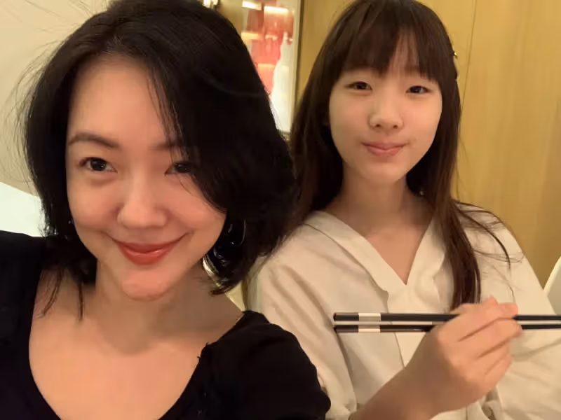 女兒想縫雙眼皮!小S氣炸喊「等我失智那天吧」:別為外表操心 坦言老二「情緒很敏感」自責是失敗媽