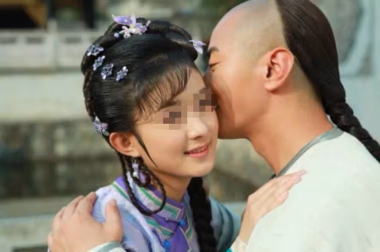 終於!趙麗穎官宣刷屏!這一幕,撕開了多少離婚女人的心酸…