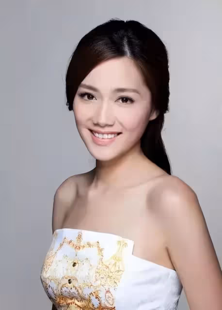 出去闖一闖!香港知名老戲骨疑鼓勵女兒離巢TVB:別老待一個地方