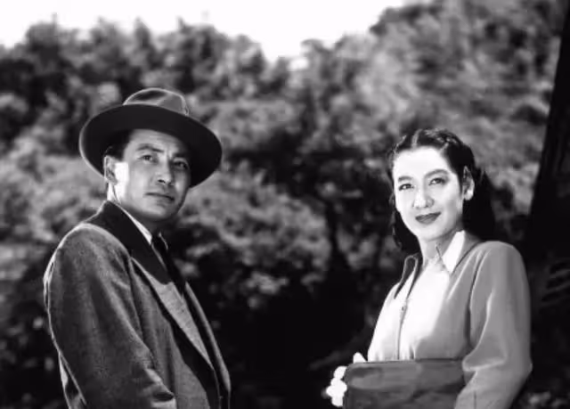 日本女演員原節子,被送給麥克阿瑟當情人,一生未嫁,活到95歲