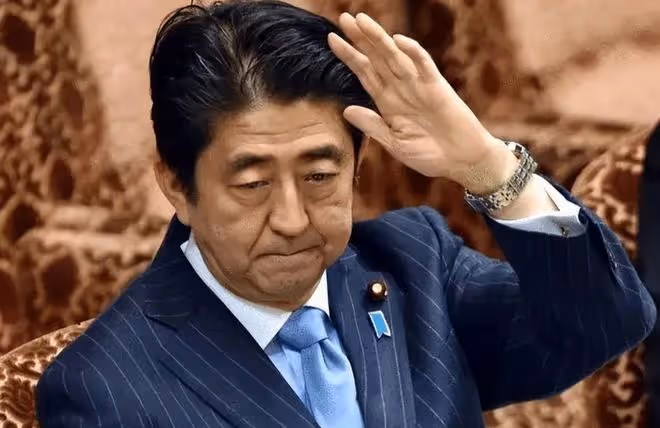 安倍事件後,余文樂、呂麗萍發文悼念,吳京罕見發聲卻寓意深遠