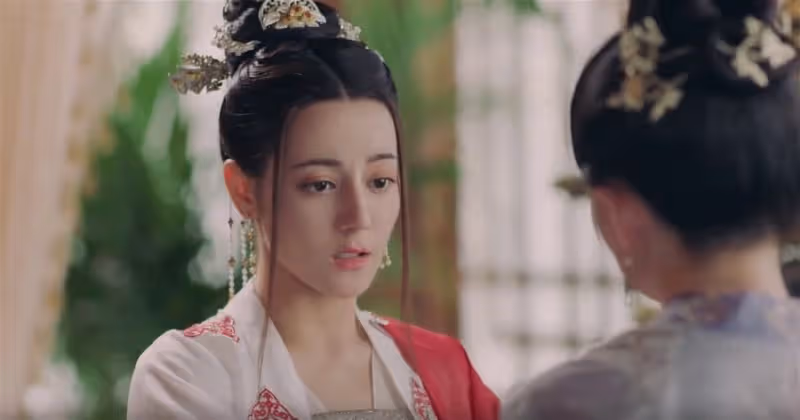 入圍印度演員獎　迪麗熱巴「胸毛旺盛」衝上熱搜！