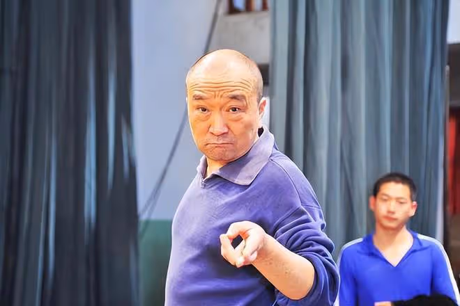 李保田的「清醒」,撕開了多少中國演員的「遮羞布」?