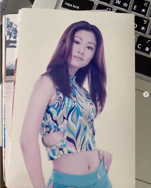 被自己嚇到!林心如「曬20歲嫩照」驚呼:受驚嚇了 苦笑「44歲比20歲年輕」:眼影太恐怖