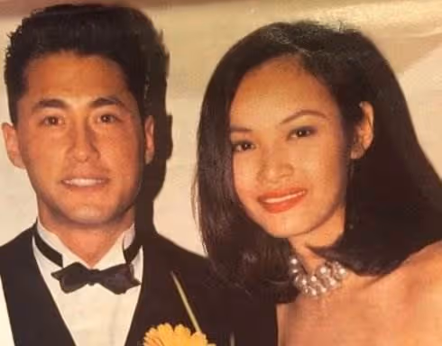 55歲「最靚影帝」王敏德近照曝光,被贊「越老越有男人味」,花300萬圓10年機師夢,網友讚:做自己,你就贏了